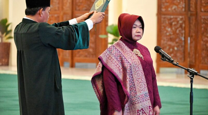 Ketua MPR Lantik Siti Fauziah Jadi Perempuan Pertama Jabat Sekjen MPR