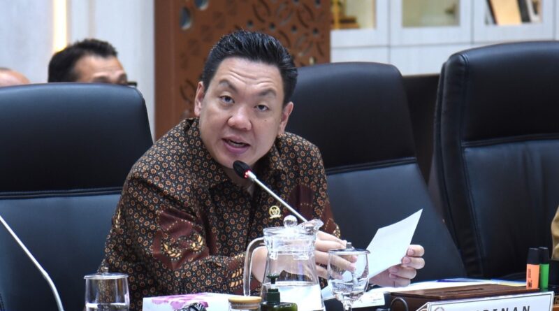 Pimpinan Komisi IX Sambut Positif Kebijakan THR bagi Ojol