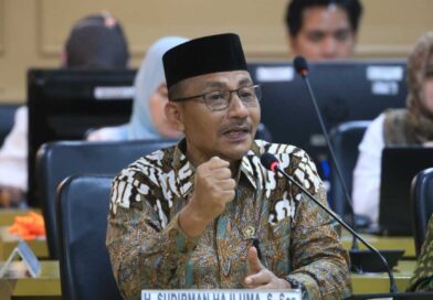 Senator Haji Uma : Proses Hukum Penganiaya Warga Aceh di Sibolga Harus Obyektif dan Transparan Senator Haji Uma : Proses Hukum Penganiaya Warga Aceh di Sibolga Harus Obyektif dan Transparan