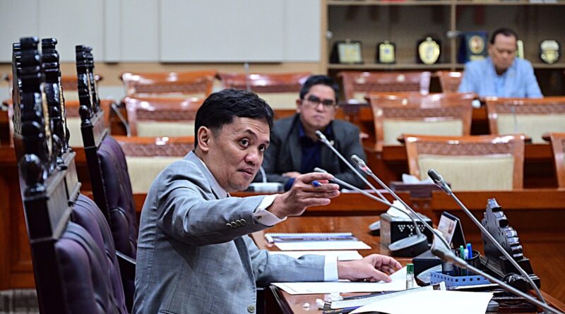 Komisi III DPR: Proses Hukum Kematian Nizam Sapei Harus Akuntabel dan Profesional