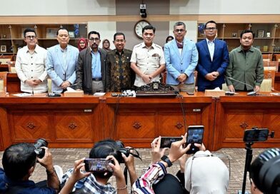 Lintas Fraksi Komisi III DPR Bersatu Kawal Kasus Kekerasan Pembela HAM Andrie Yunus