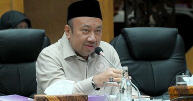 Polemik Pembatasan Kuota PTN: DPR Tekankan Keadilan Akses Pendidikan